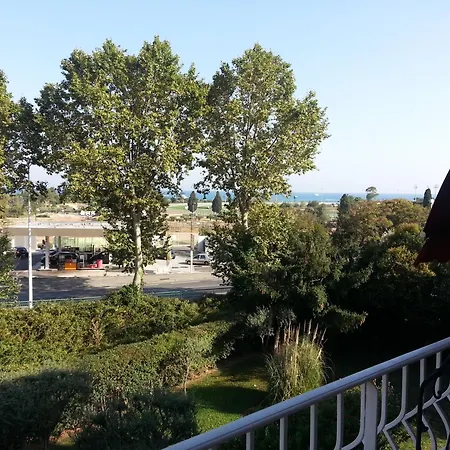 Vue Mer-hippodrome A 2 Pas De La Et De La Gare Lejlighed